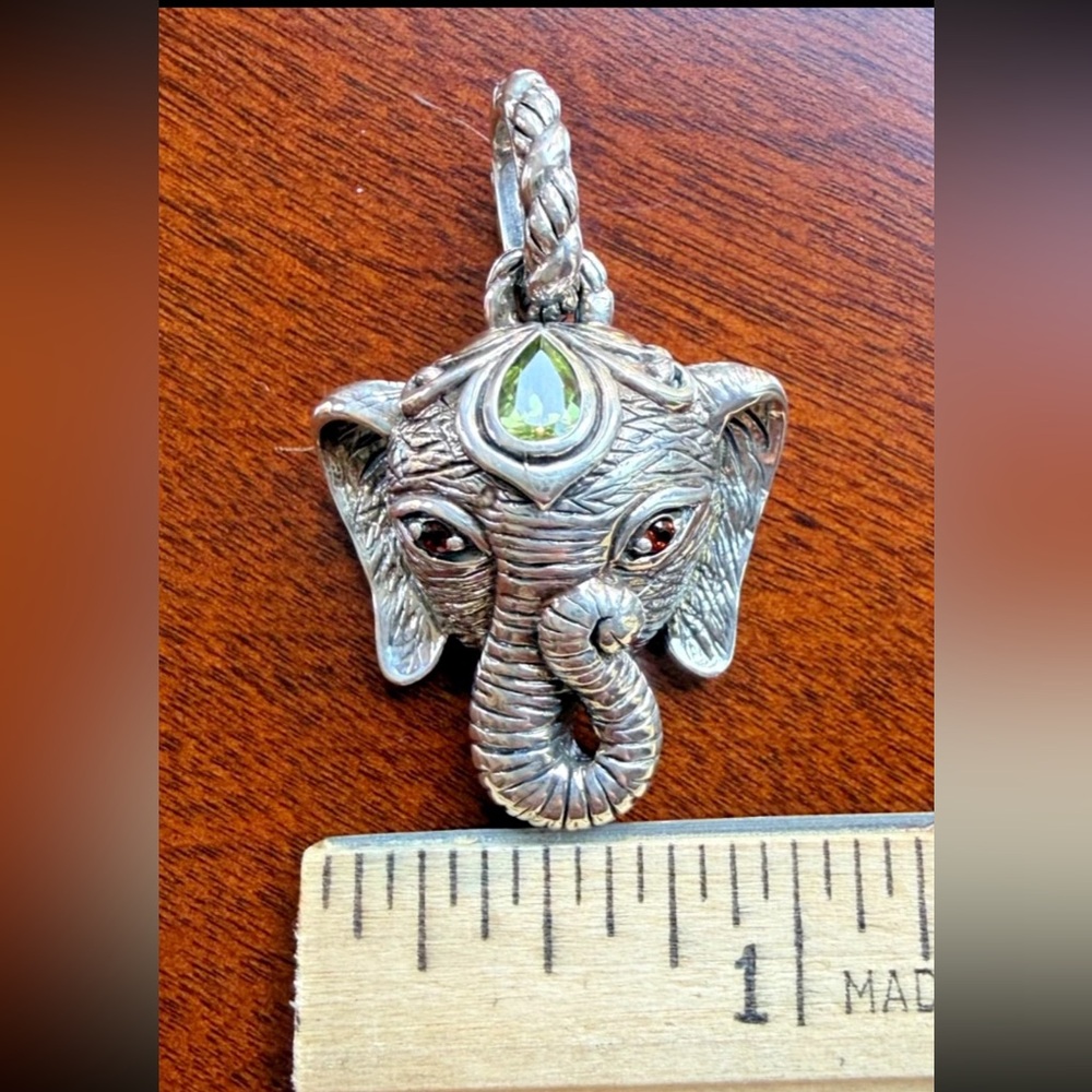 John Hardy Silver Elephant Necklace with Green Gem - Picture 3 of 5